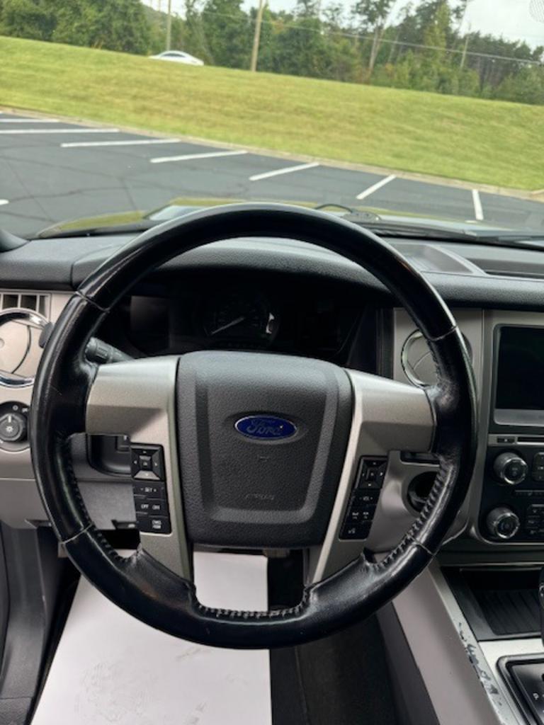 2017 Ford Expedition - $12,850