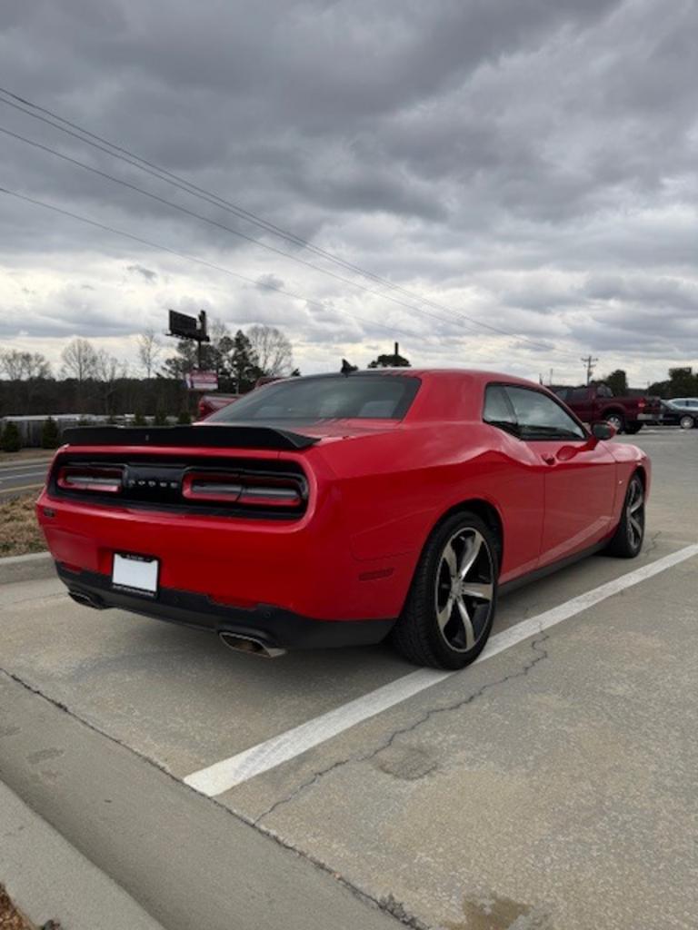 2015 Dodge Challenger R/T photo