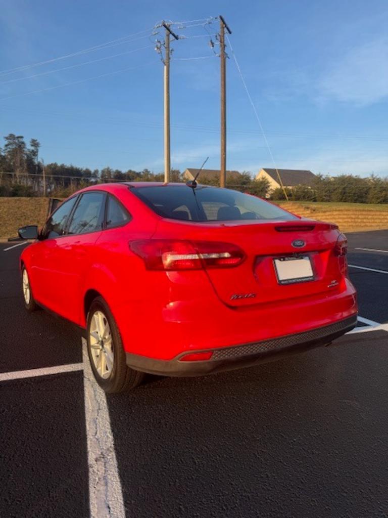2015 Ford Focus - $4,800