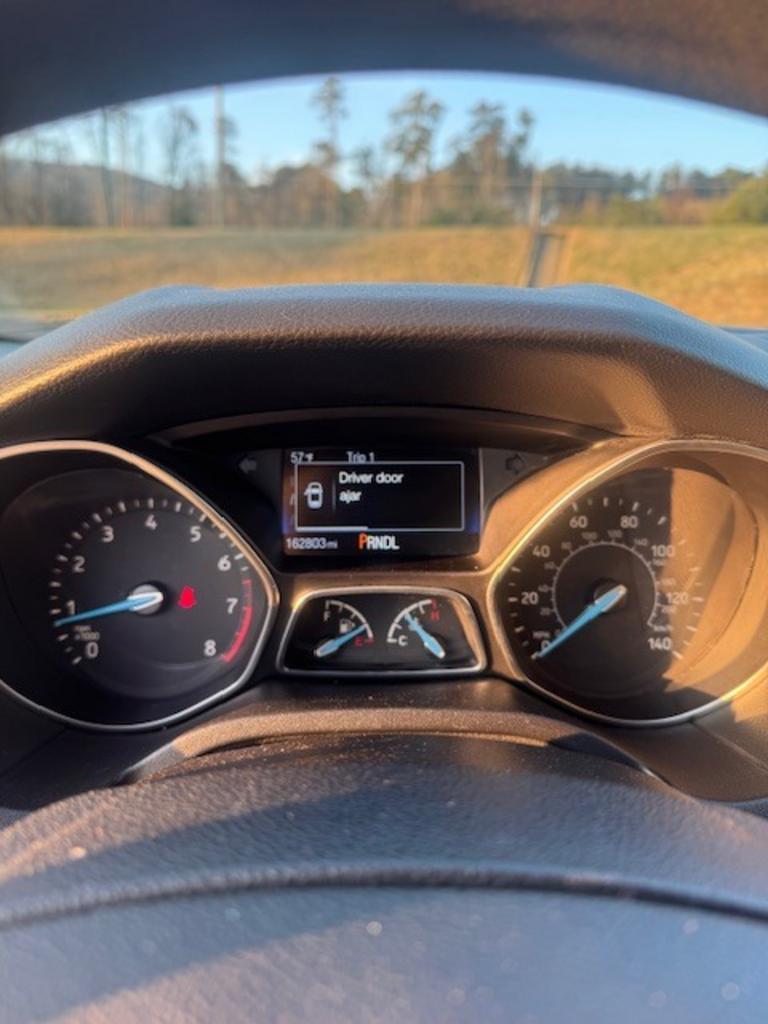 2015 Ford Focus - $4,800