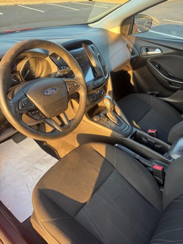 2015 Ford Focus - $4,800