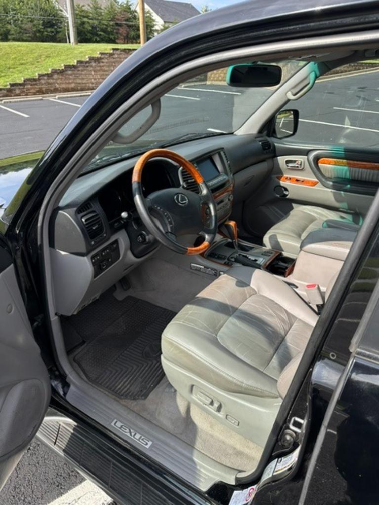 2004 Lexus LX - $15,000
