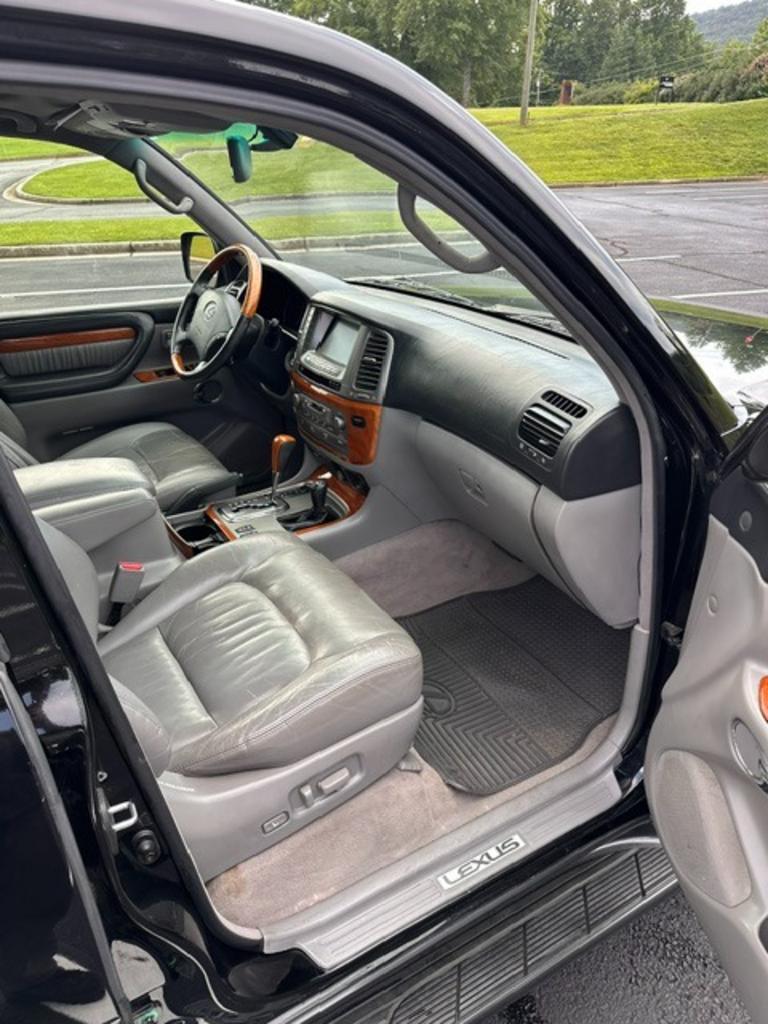 2004 Lexus LX - $15,000