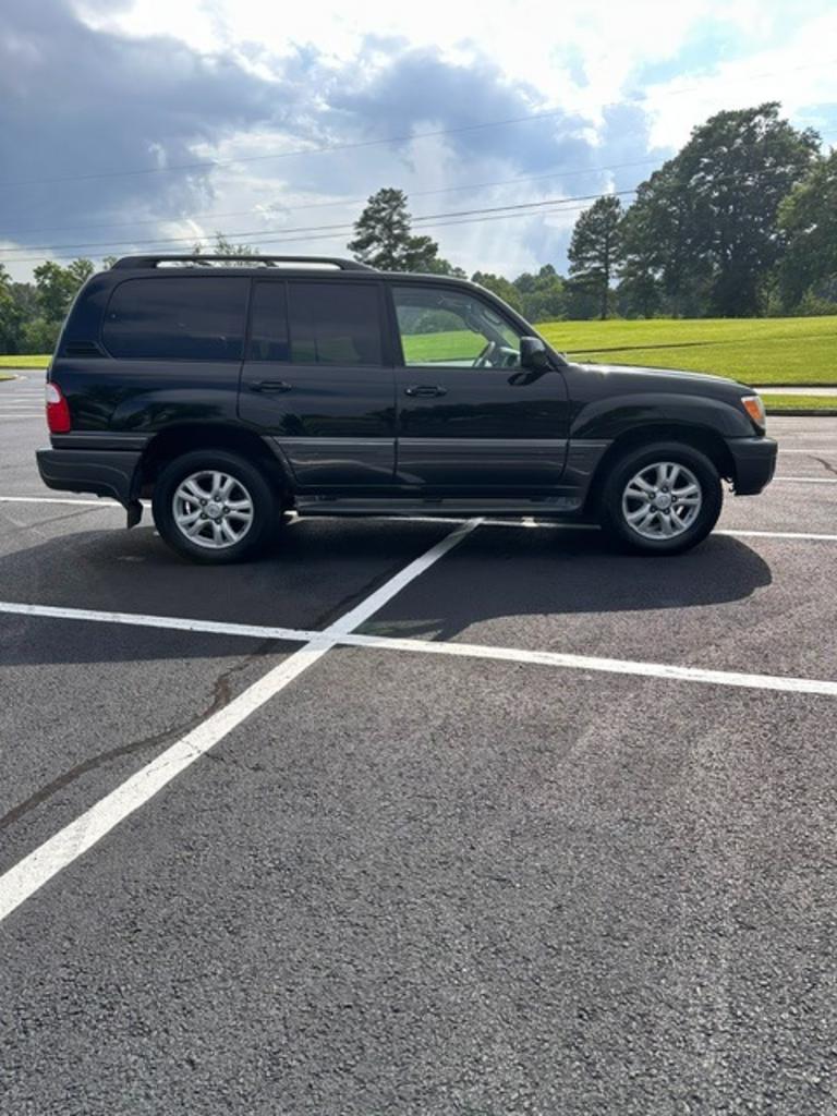 2004 Lexus LX - $15,000