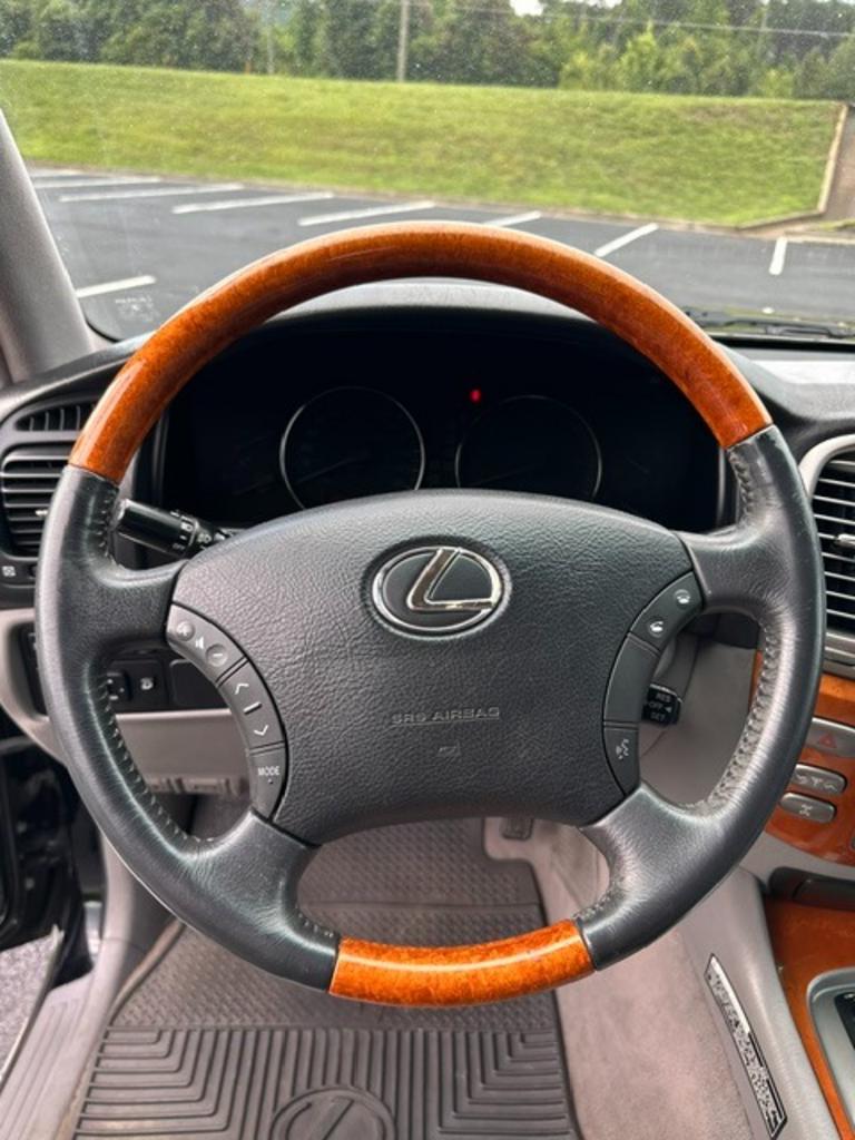 2004 Lexus LX - $15,000