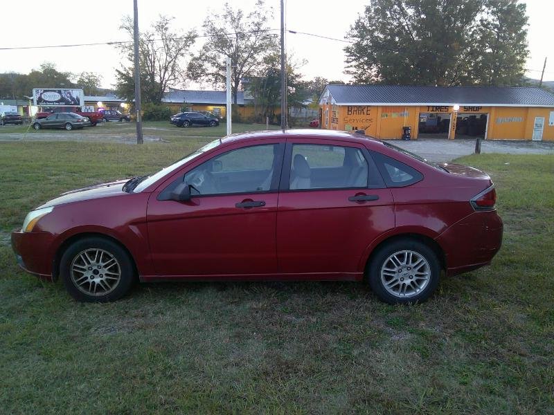2010 Ford Focus - $2,250
