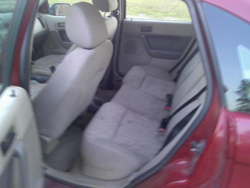 2010 Ford Focus - $2,250