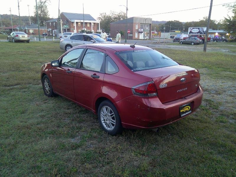 2010 Ford Focus - $2,250