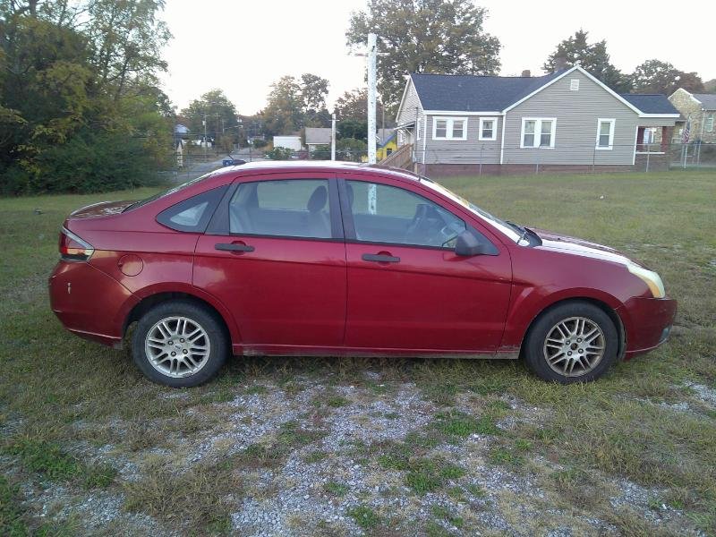 2010 Ford Focus - $2,250