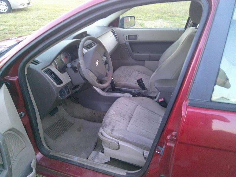 2010 Ford Focus - $2,250