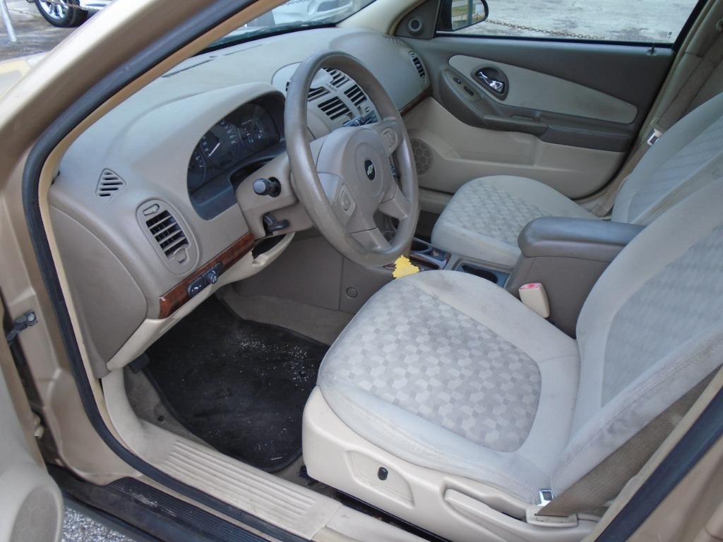 2005 Chevrolet Malibu LS photo