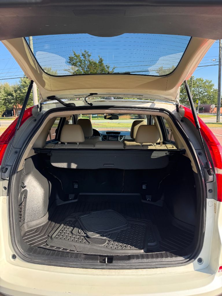 2015 Honda CR-V - $12,995