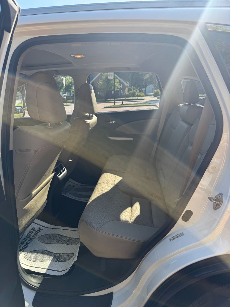 2015 Honda CR-V - $12,995