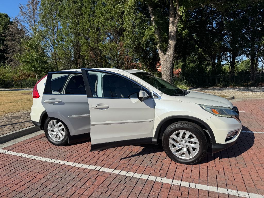 2015 Honda CR-V - $12,995
