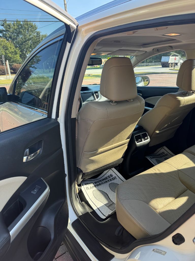 2015 Honda CR-V - $12,995