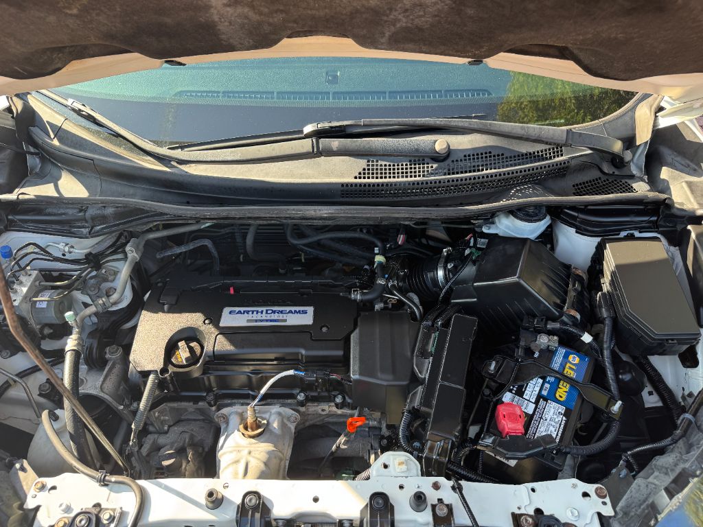 2015 Honda CR-V - $12,995