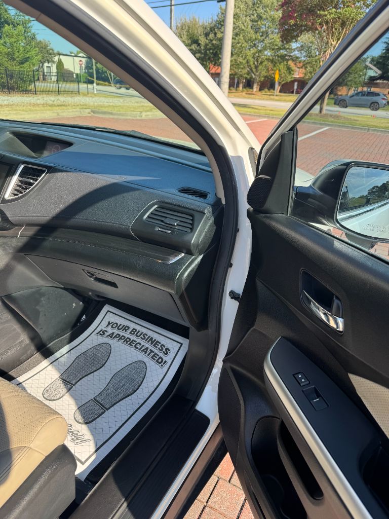 2015 Honda CR-V - $12,995