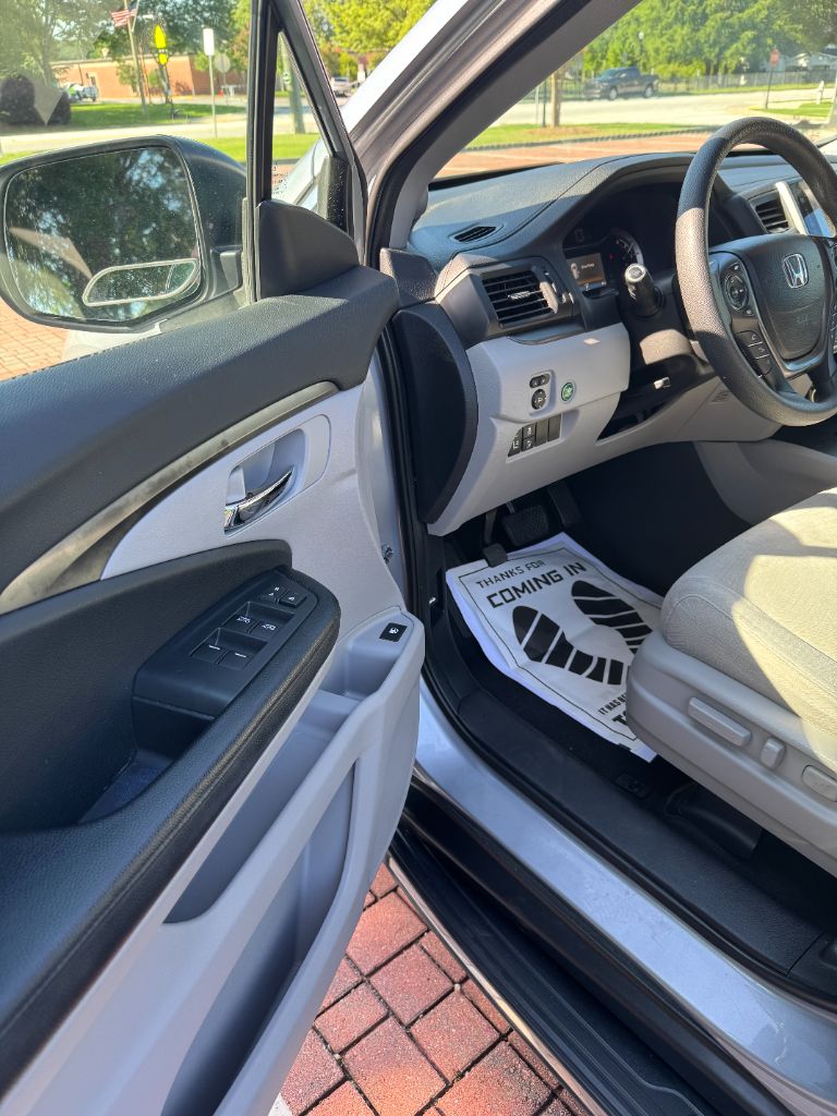 2016 Honda Pilot - $15,695