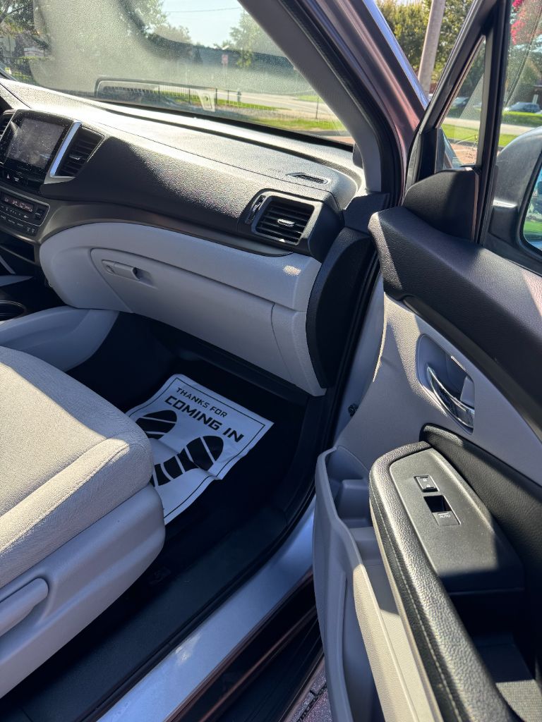 2016 Honda Pilot - $15,695