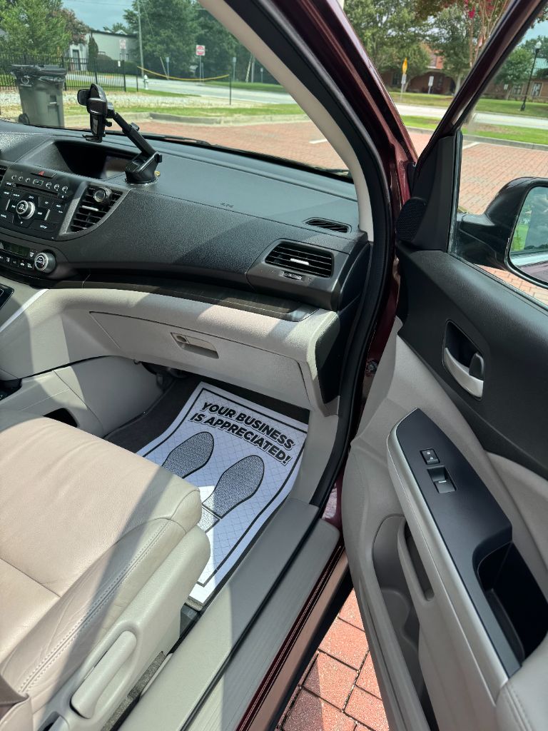 2014 Honda CR-V - $12,995