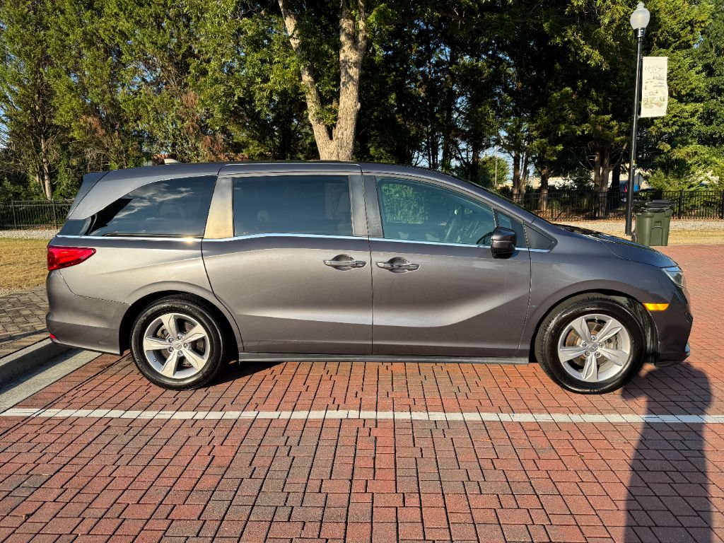 2020 Honda Odyssey - $21,995