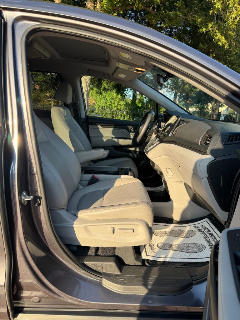 2020 Honda Odyssey - $21,995