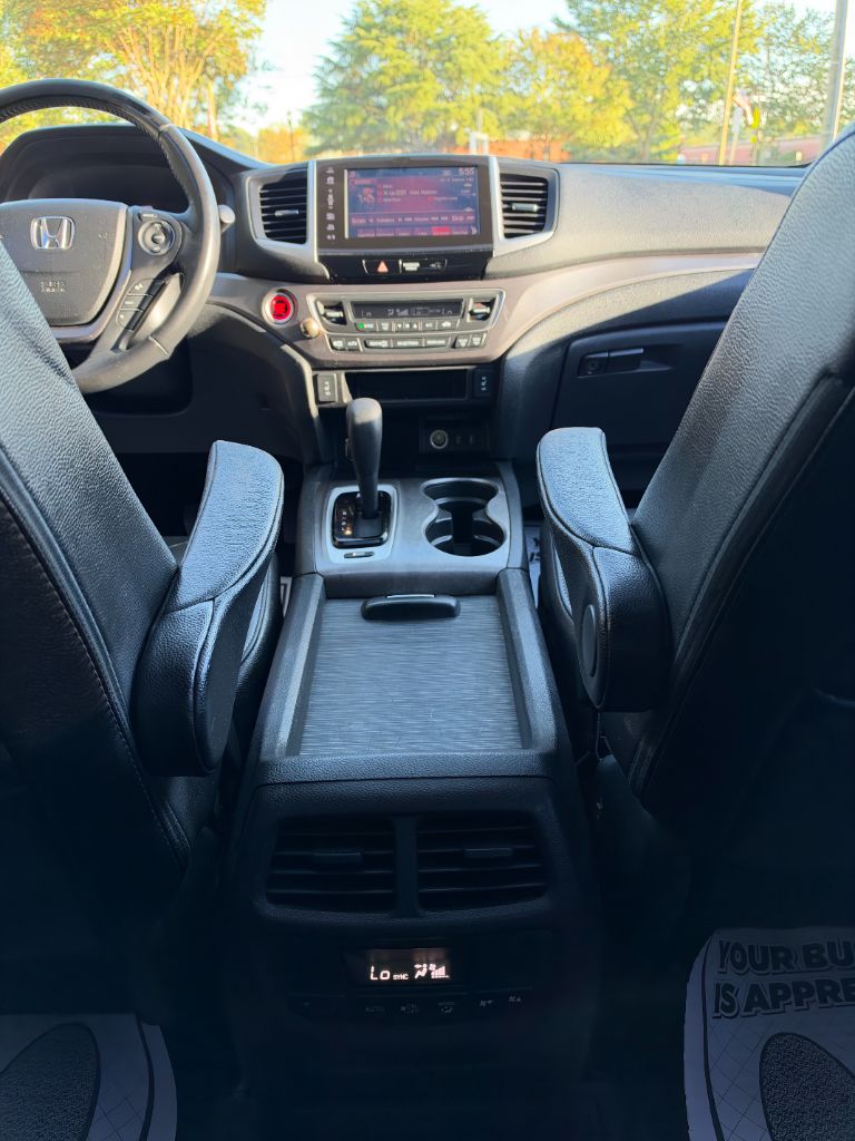 2017 Honda Pilot - $14,995