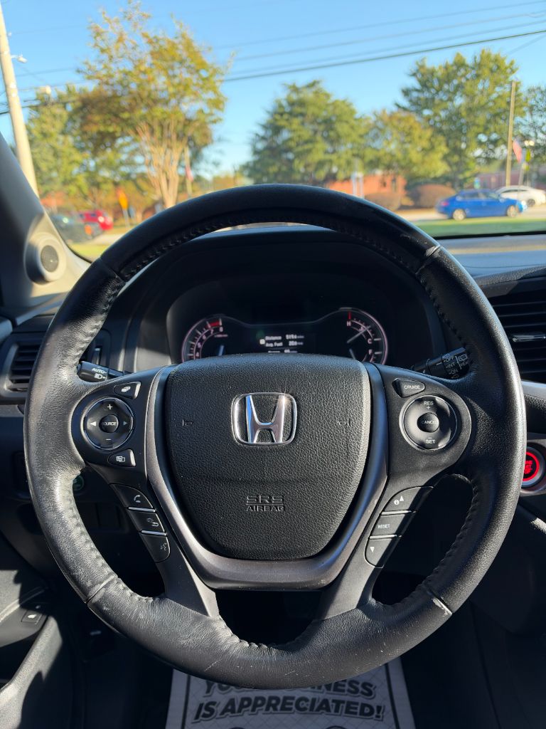 2017 Honda Pilot - $14,995