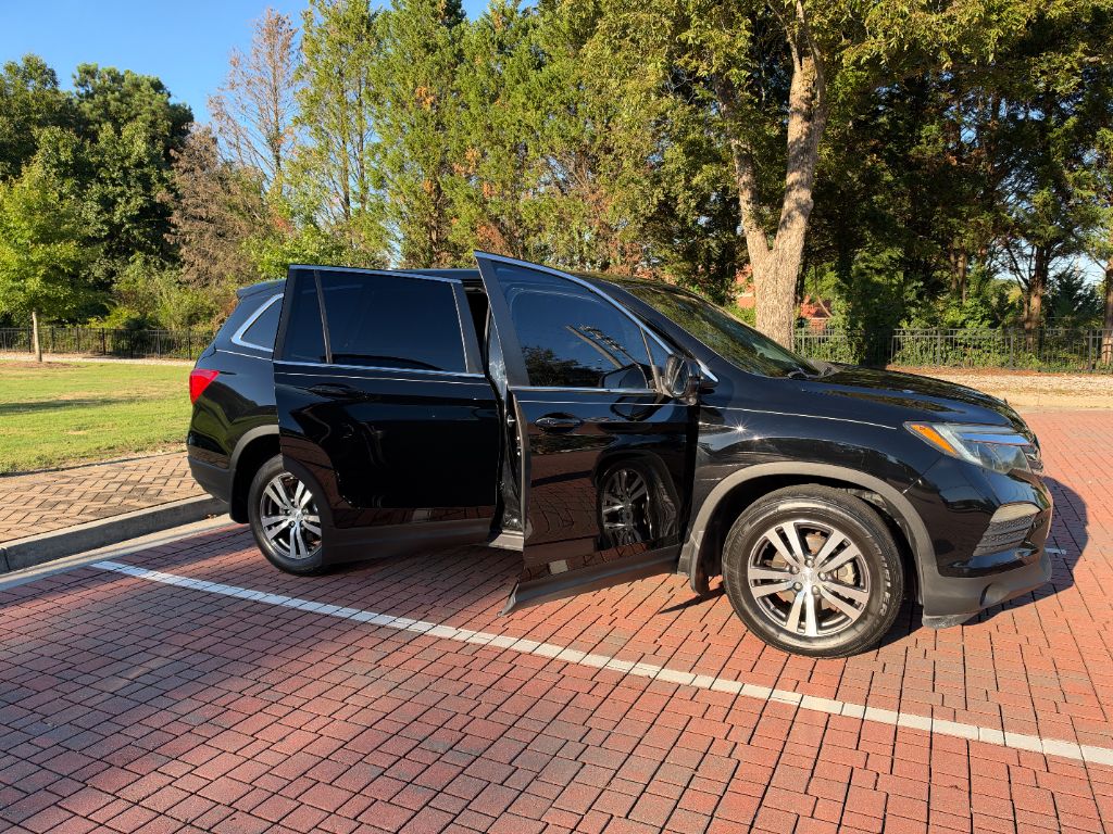 2017 Honda Pilot - $14,995