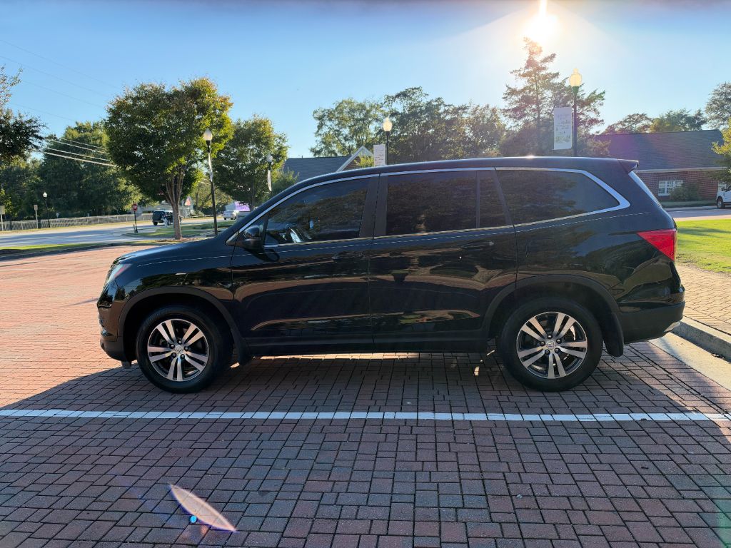 2017 Honda Pilot - $14,995