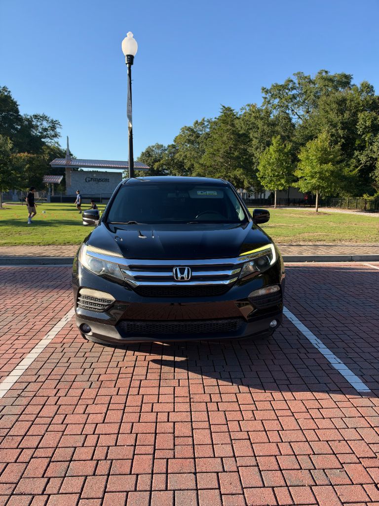2017 Honda Pilot - $14,995