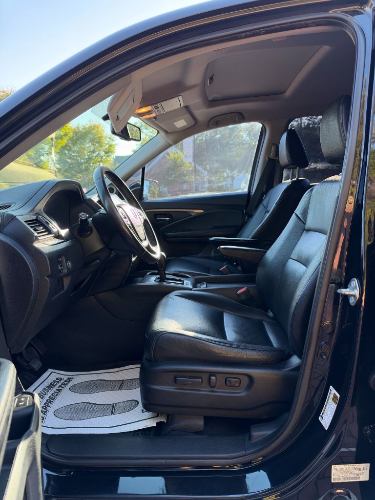 2017 Honda Pilot - $14,995