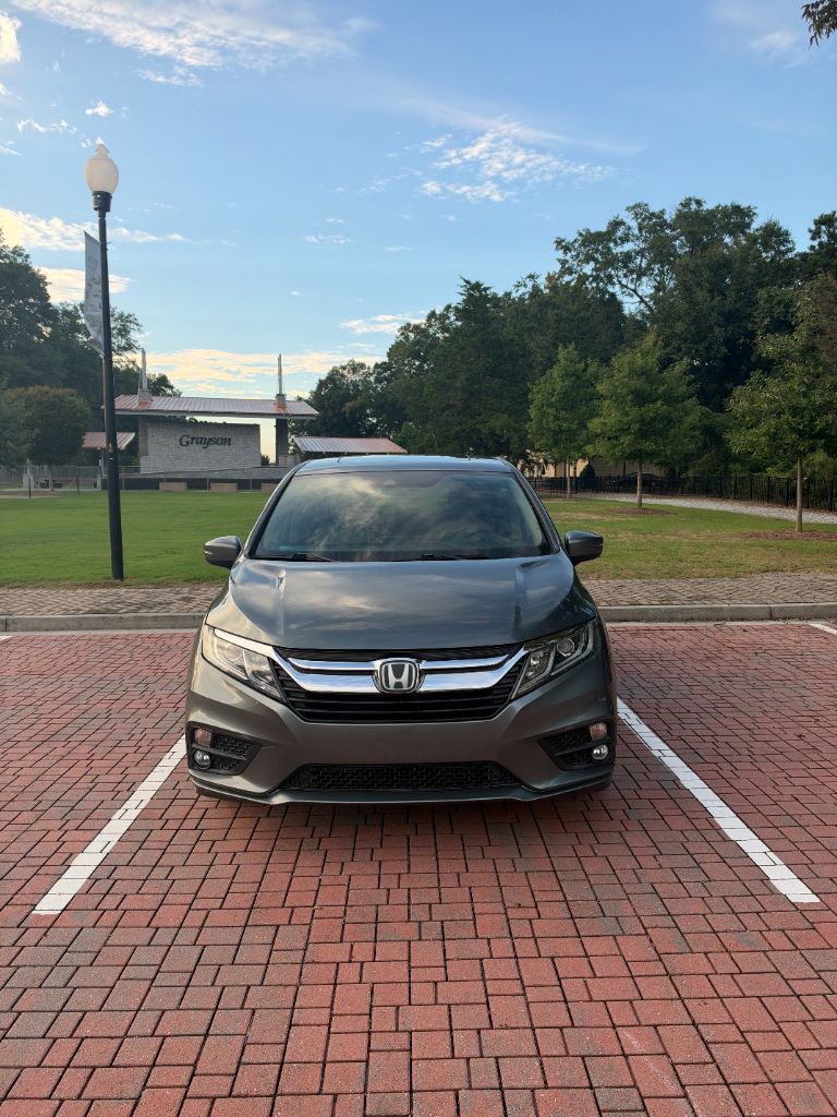 2018 Honda Odyssey - $18,995