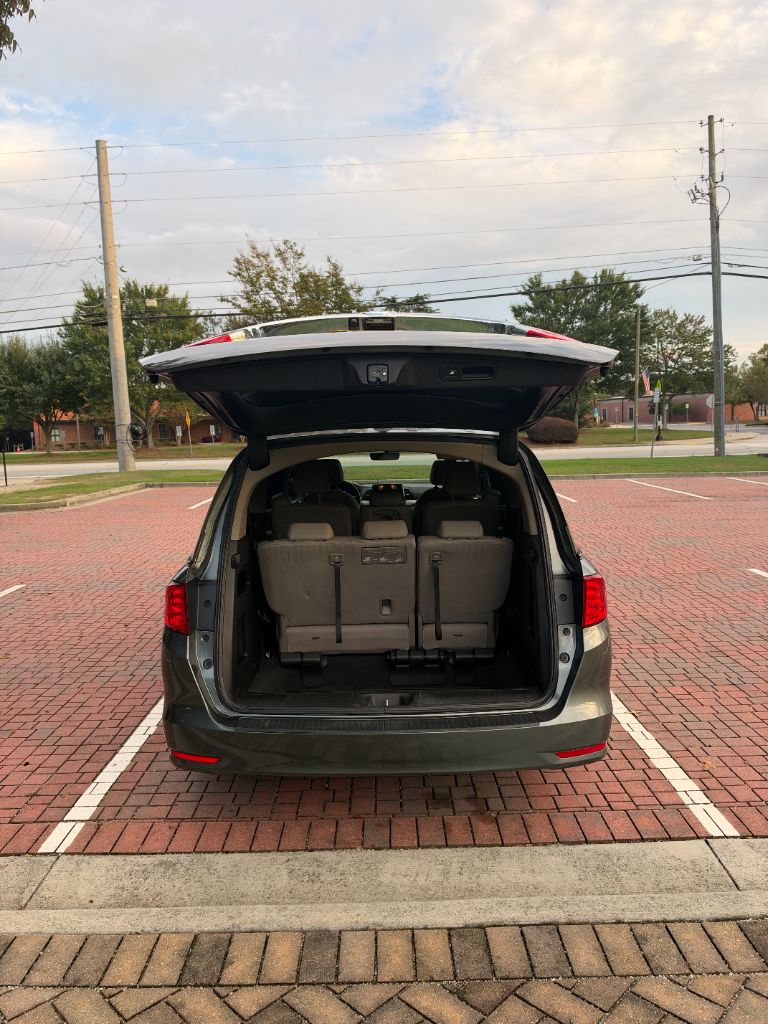2018 Honda Odyssey - $18,995