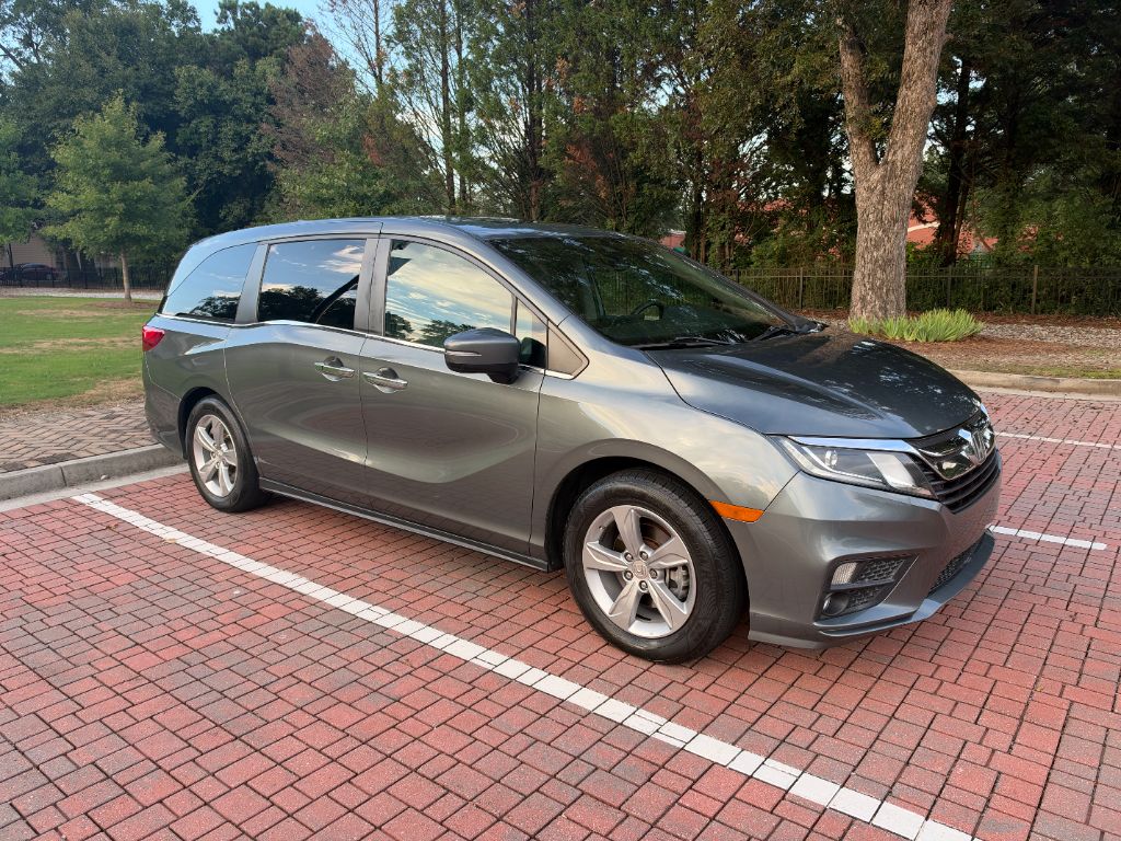 2018 Honda Odyssey - $18,995
