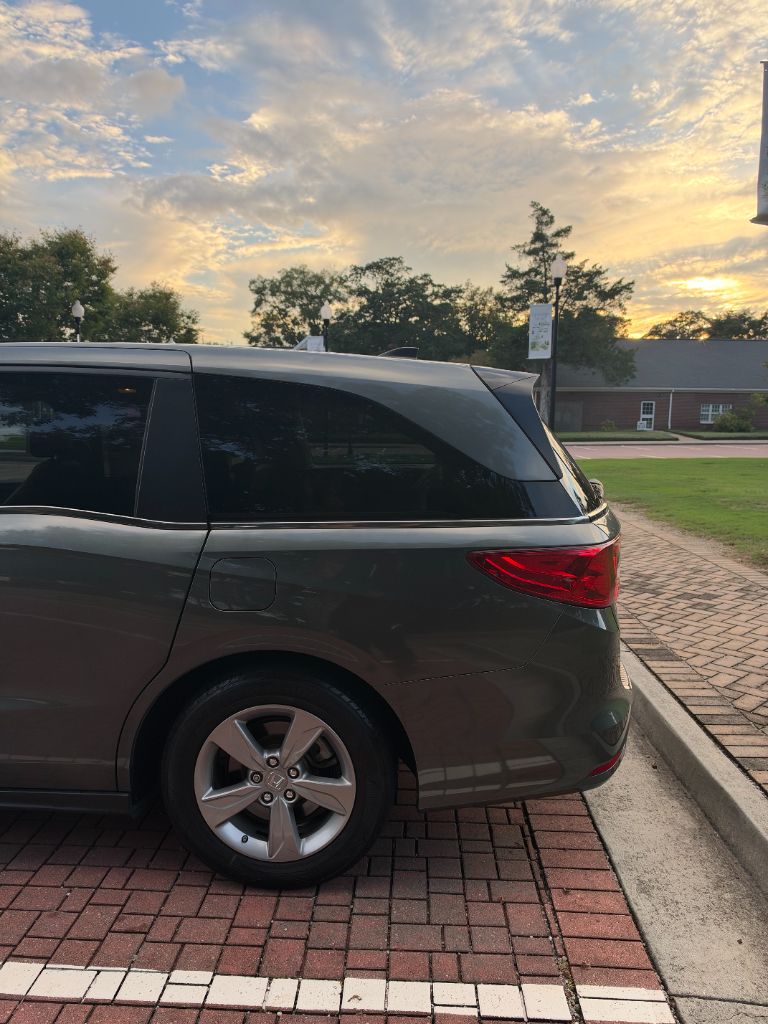 2018 Honda Odyssey - $18,995