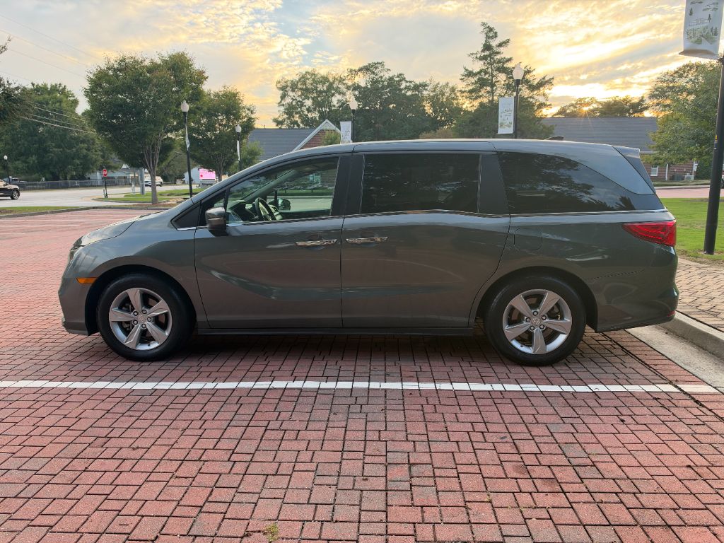 2018 Honda Odyssey - $18,995