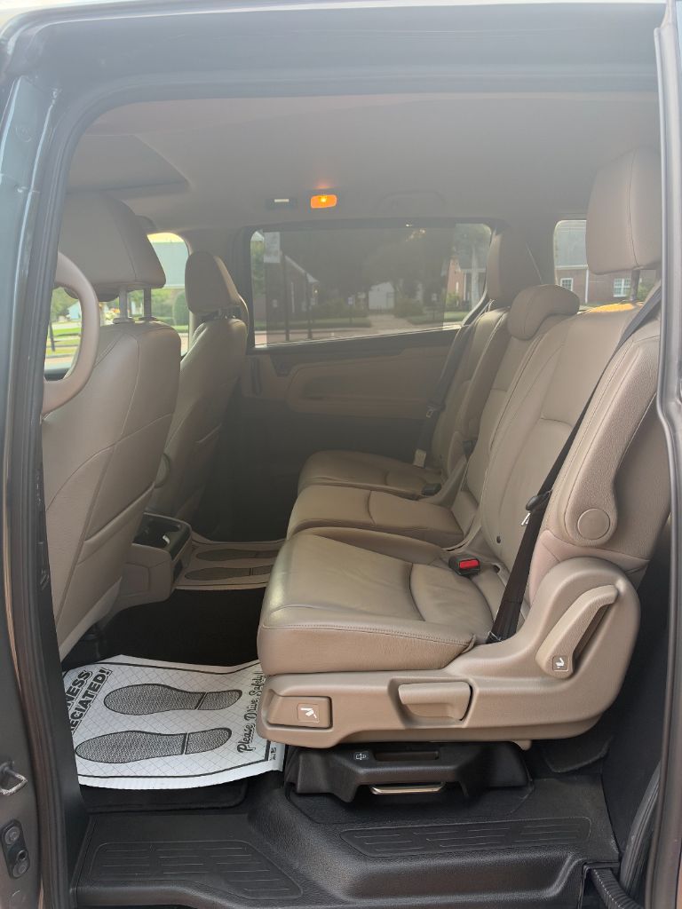 2018 Honda Odyssey - $18,995
