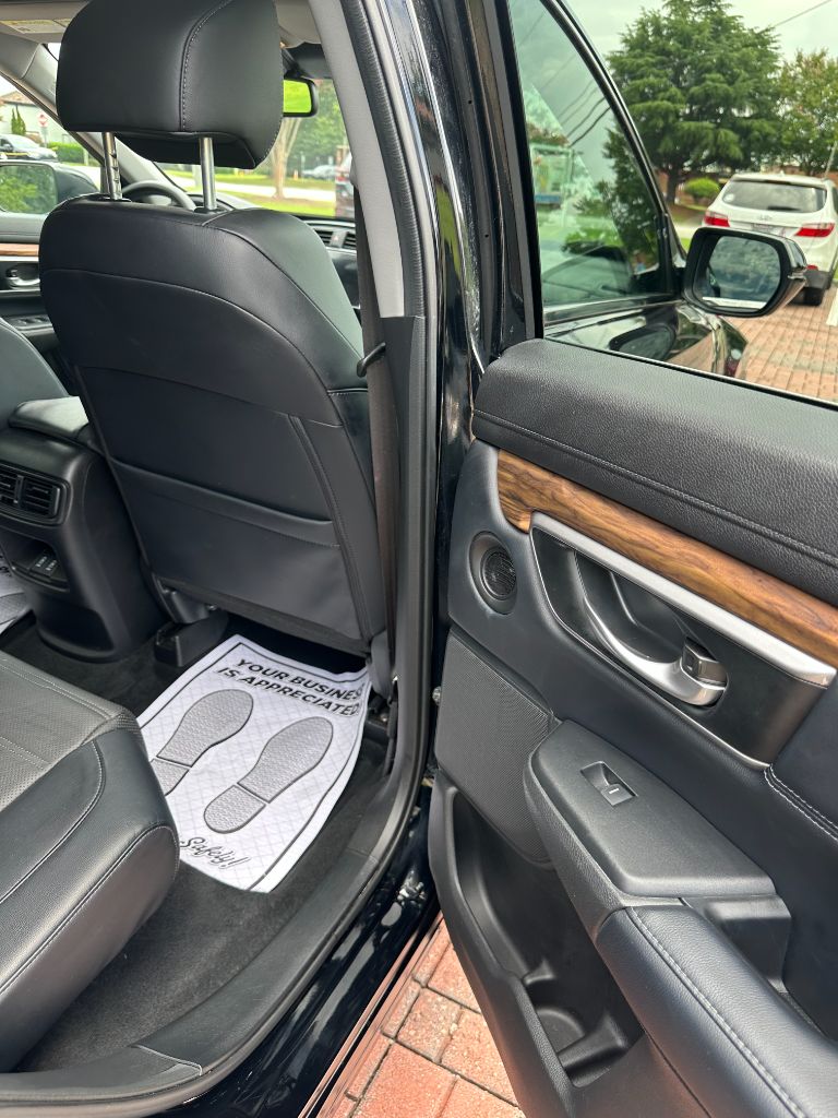 2018 Honda CR-V - $16,995