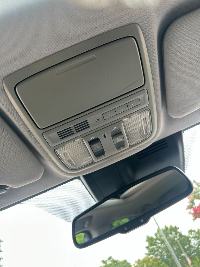 2018 Honda CR-V - $16,995