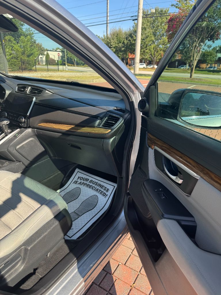 2017 Honda CR-V - $17,495