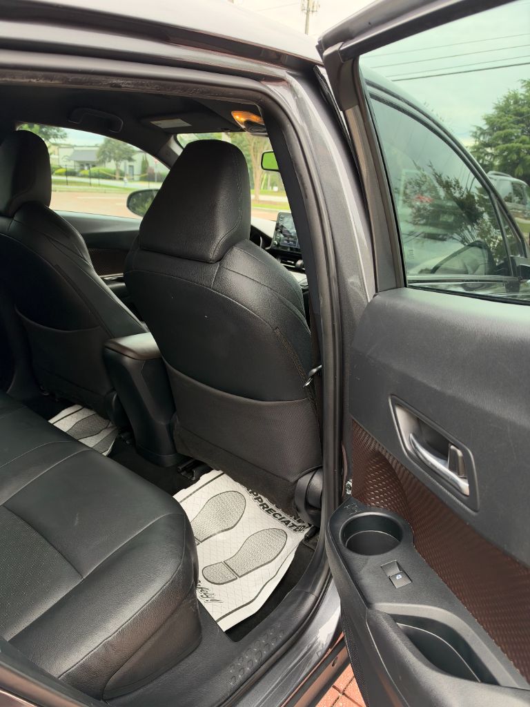 2019 Toyota C-HR - $14,995