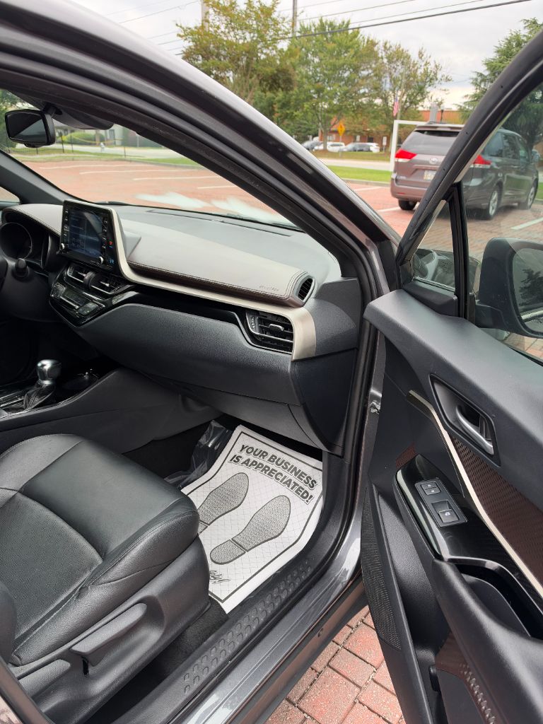 2019 Toyota C-HR - $14,995