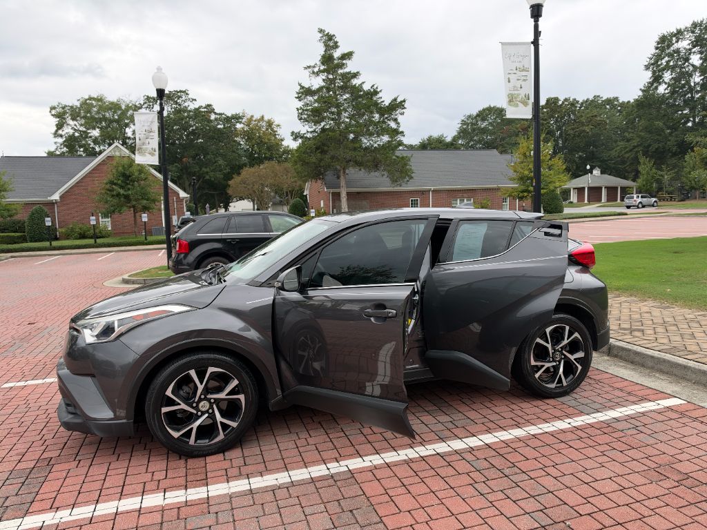 2019 Toyota C-HR - $14,995