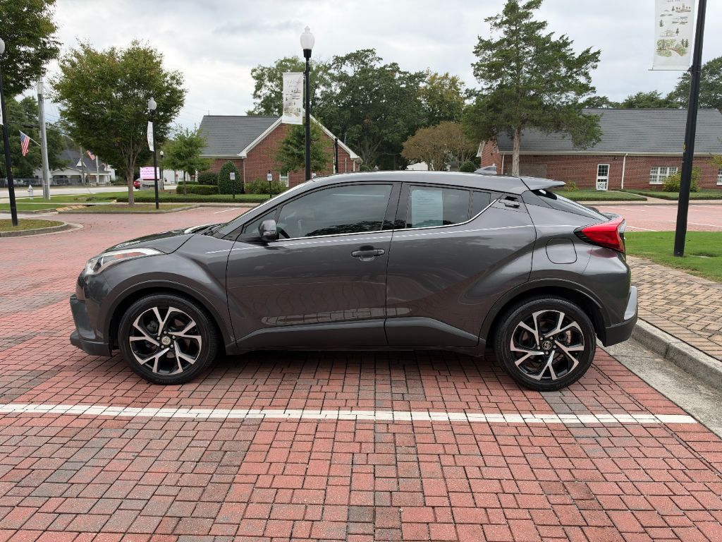 2019 Toyota C-HR - $14,995