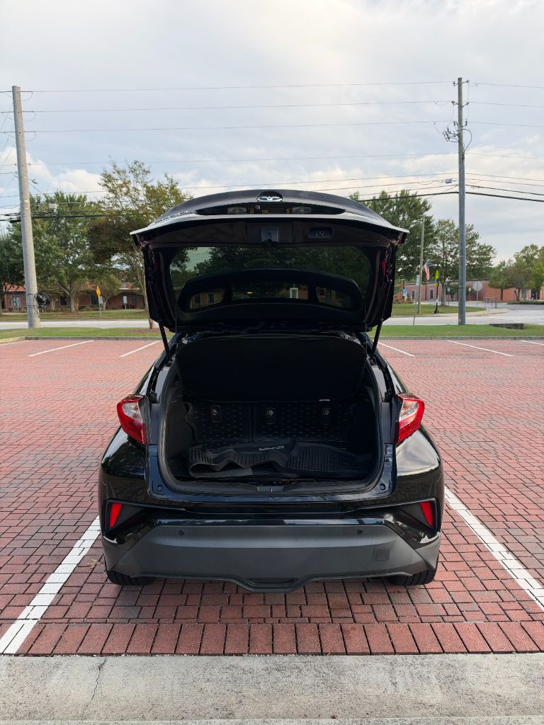 2020 Toyota C-HR - $17,995