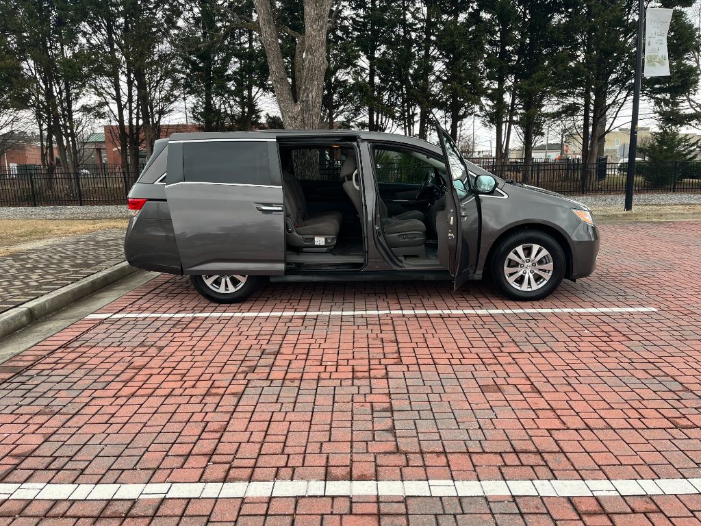 2014 Honda Odyssey - $11,495