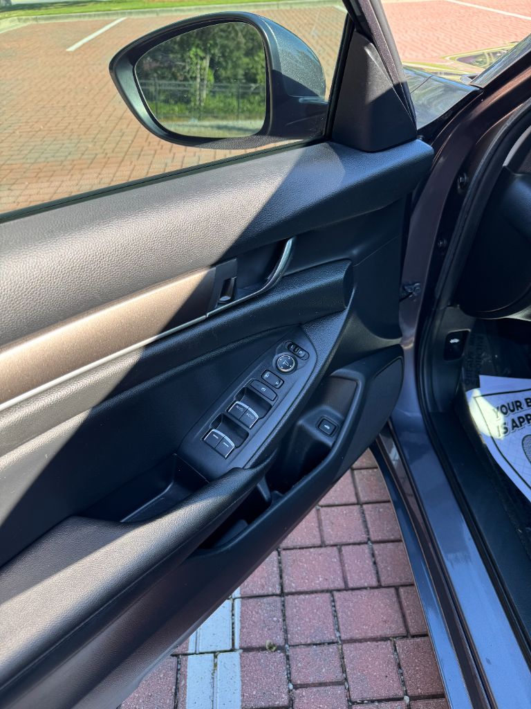 2021 Honda Accord - $18,995