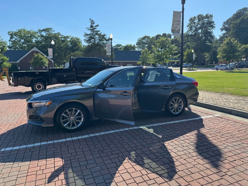2021 Honda Accord - $18,995