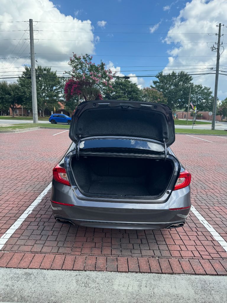 2020 Honda Accord - $18,995